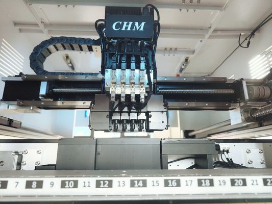Υψηλής ακρίβειας 4 κεφαλές SMT Pick & Place Machine CHM-551 Αυτοματοποιημένη αλλαγή ακροφύλλου CPK≥1.0