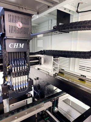 Παγκόσμιο PCB SMD Pick And Place Machine πλήρως αυτόματο με βάση CHM-551