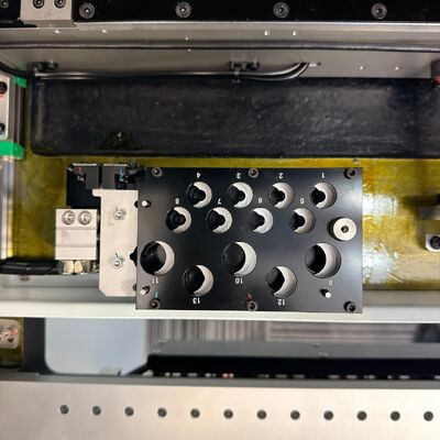 Παγκόσμιο PCB SMD Pick And Place Machine πλήρως αυτόματο με βάση CHM-551